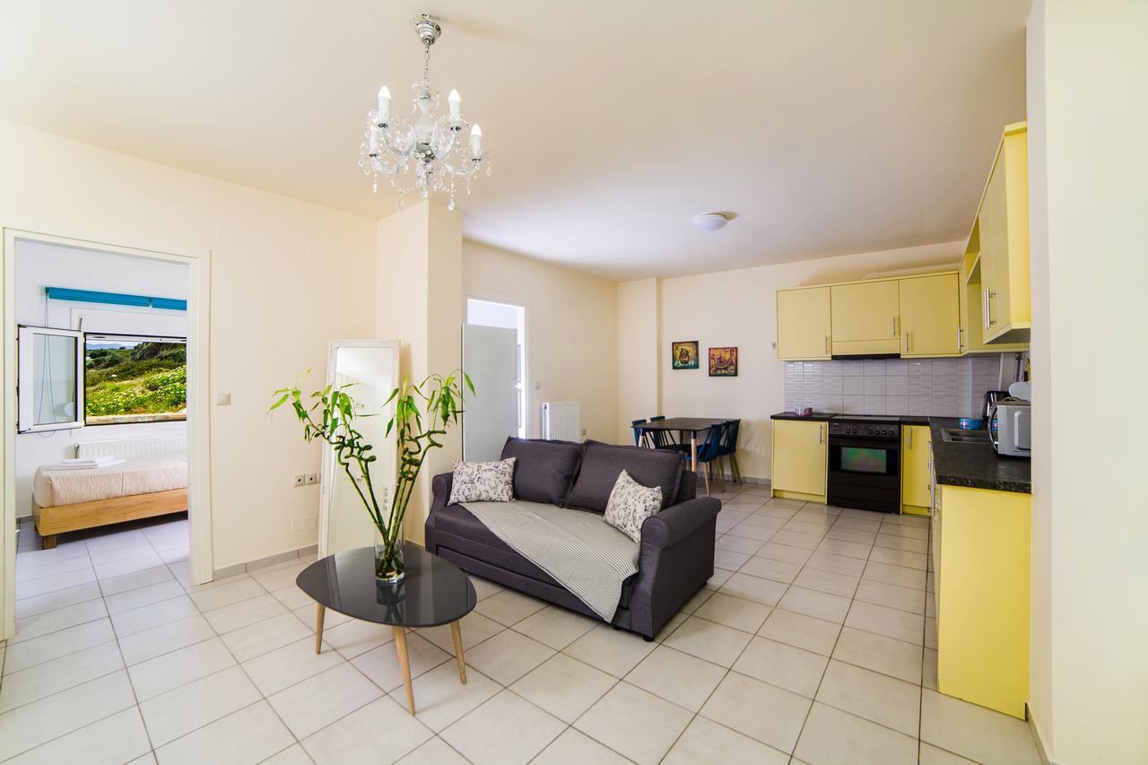 Eva Apartments コウトウロウファリ、ヘルソニソス エクステリア 写真